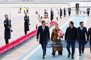 Парагвай Республикаси Президенти Сантьяго Пенья Ўзбекистонга келди