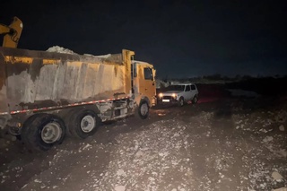 Chirchiq daryosidan noqonuniy qum-shagʻal qazib olgan korxona rahbari 6-yilga qamaldi