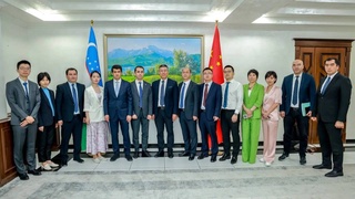 Бо ширкати пешбари Чин оид ба коркарди партовҳо ҳамкорӣ ба роҳ монда шуд