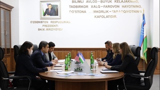 Давлат хизматини ривожлантириш агентлиги вакиллари Аризона университети делегацияси билан учрашди