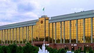 В Кабинете Министров Республики Узбекистан