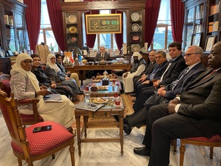 Туркиядаги анжуманда Ўзбекистон тарихи ва маданияти ҳақида Парижда очилган икки кўргазма борасида маълумот тақдим қилинди