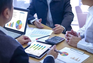 Өзбекстанда 2027-жылға шекем бес мыңнан аслам бизнес жойбарлары қоллап-қуўатланады