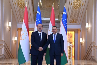 Ўзбекистон - Тожикистон ҳукуматлари делегациялари Душанбеда учрашди