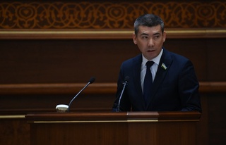 Davlat hokimiyati va boshqaruvi organlari faoliyatining ochiqligi toʻgʻrisidagi qonunchilikni buzgan mansabdor shaxslar maʼmuriy javobgarlikka tortiladi