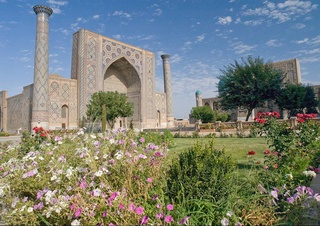 Dry and hot weather up to +35 degrees awaits Uzbeks during the holidays