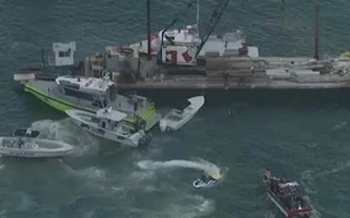 Майамида баржа қайиқ билан тўқнашиб кетди, оқибатда болалар ҳалок бўлди