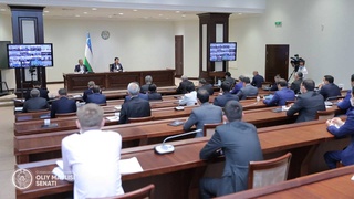 Восемнадцатое пленарное заседание Сената Олий Мажлиса Республики Узбекистан начало свою работу