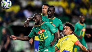 Сенегал громит Бразилию в товарняке в Лиссабоне