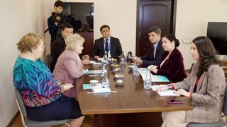Феруза Эшматова Свердловск ва Новосибирск Омбудсманлари билан учрашди