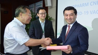 Китай готов совместно с Узбекистаном испытать вакцины против коронавируса