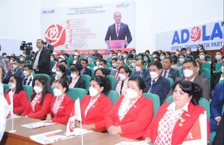 Президенттікке кандидат Бахром Абдухалимов жызақтық сайлаушылармен кездесті