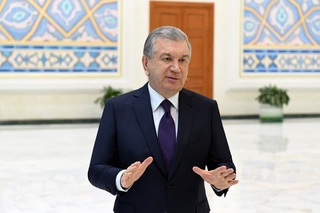 Davlat xizmatlari qamrovi va tezkorligini oshirish bo‘yicha ko‘rsatmalar berildi