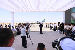 Zominda qurilayotgan yangi aerodromga Toshkentdan ilk parvoz amalga oshirildi