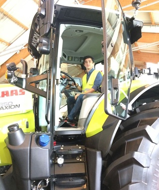 Юсуфбек келажакда сенсорли тракторлар яратиш устида изланмоқда