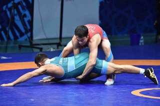 В Ташкенте стартовал чемпионат Узбекистана по спортивной борьбе среди взрослых