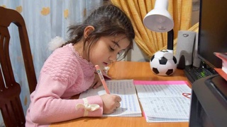 МНО Узбекистана внедрит новые стандарты успеваемости учащихся в партнерстве с USAID