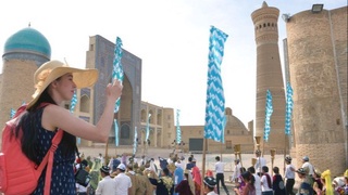 Yoshlar turizmi: bu yoʻnalish qanday rivojlanyapti?