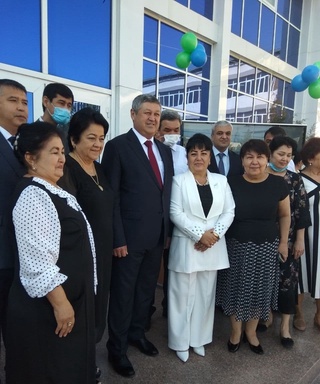 “Билимлар куни” куни кўтаринки руҳда ташкил этилди