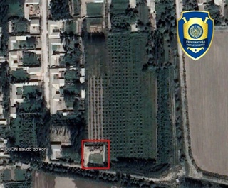 Fermer xoʻjaligi yer maydonida oʻzboshimchalik bilan uy-joy qurilgan