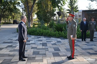 Жоғарғы Бас қолбасшы Қоғамдық қауіпсіздік университетіне барды