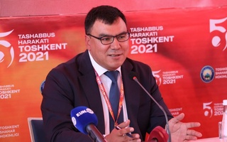 Азиз Абдухакимов ответил на вопрос о своей зарплате