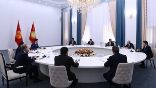 Қирғизистон Президенти Ўзбекистон ҳукумати делегациясини қабул қилди