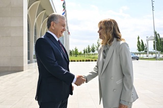 Италия Бас министрин салтанатлы күтип алыў мәресими болды