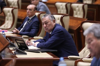 Устанавливается, что размер административного штрафа не может превышать суммы взыскиваемых денежных средств, определенных исполнительным документом