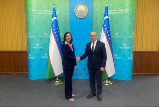 Фуркат Сидиков провел встречу с главой секретариата Глобального форума ОЭСР