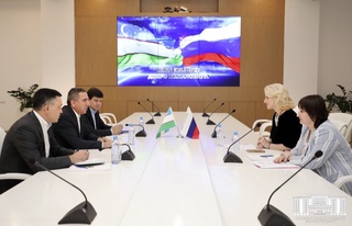 Тошкент шаҳар ҳокимининг ўринбосари Санкт-Петербург делегацияси билан учрашди