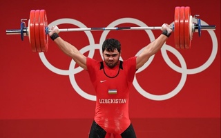 Акбар Жўраев Олимпиадада рекорд орнатып, алтын  медальді жеңіп алды!