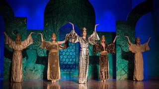 Samarqandda “El merosi” tarixiy liboslar teatri faoliyat yuritadi