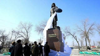 Бухорода Маҳмуд Торобий номидаги янги боғ очилди