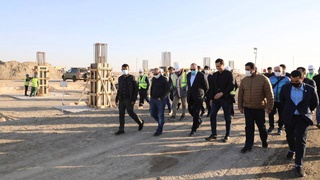 В Навоийской области изучен ход строительства фотоэлектростанции «Masdar»