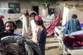 Ауғанстанда жер сілкінісі  салдарынан  300 адам көз жұмды