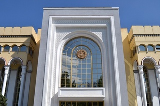 Tashqi ishlar vazirligi Ohangaronning 8 ming aholisiga yordam ko'rsatdi