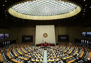Парламент Южной Кореи принял законопроект о расследовании военного положения