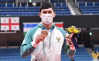 Давлат Бобонов рейтинг пешқадамлигини қайтариб олди ва йилни биринчи ўринда тугатади