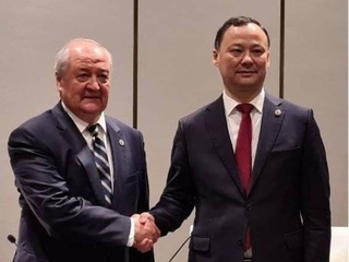 Абдулазиз Камилов Қирғиз Республикаси Ташқи ишлар вазири билан учрашув ўтказди