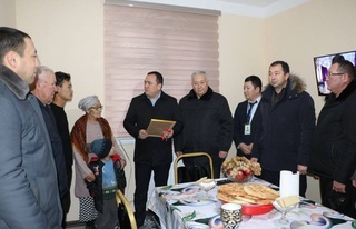 Қараөзекте және бир жасқа турақ жай саўға етилди