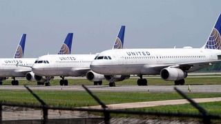 Bu yil kuzda United Airlines aviakompaniyasining 36 000 xodimi jiddiy muammolarga duch kelishi mumkin