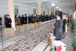 “Аёллар дафтари” ва “Ёшлар дафтари”га киритилган хотин-қизлар доимий эътиборда