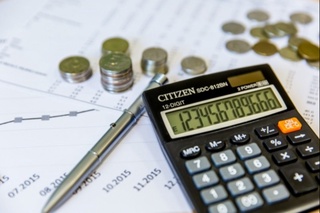 Бюджет ташкилотлари ходимларига айрим тўловларни тўлашни тўхтатиб туриш муддати узайтирилди