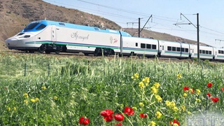 Тошкент — Самарқанд оралиғида «Афросиёб» қатнови кўпаяди