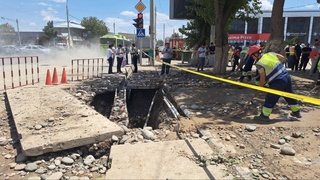 В Ташкента в результате прорыва теплотрассы пострадали три человека - МЧС