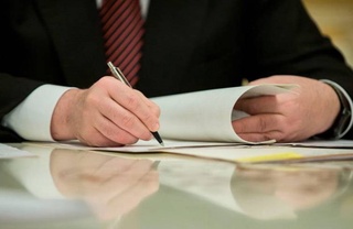 Өзбекстанда муўапықлықты баҳалаў уйымлары сапасыз өнимлерден көрилген зыян ушын жуўапкер болады