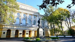 В филиале РГПУ имени А.И. Герцена начались вступительные экзамены