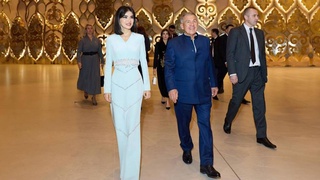 Саида Мирзиёева Татар давлат академик театрида концерт томоша қилди