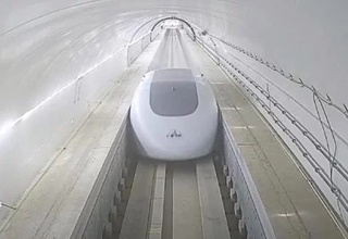 Хитойда вакуумли поезд тезлик бўйича рекордни янгилади